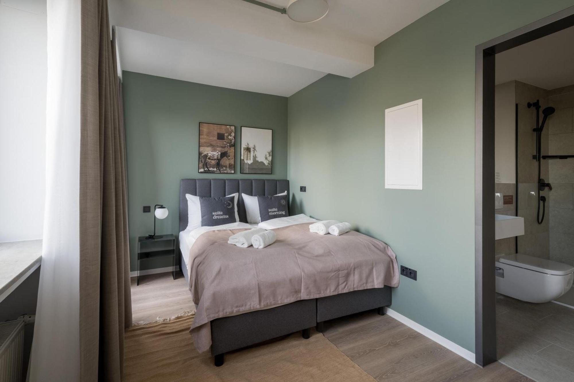 Limehome Saarbruecken Berliner Promenade Номер фото