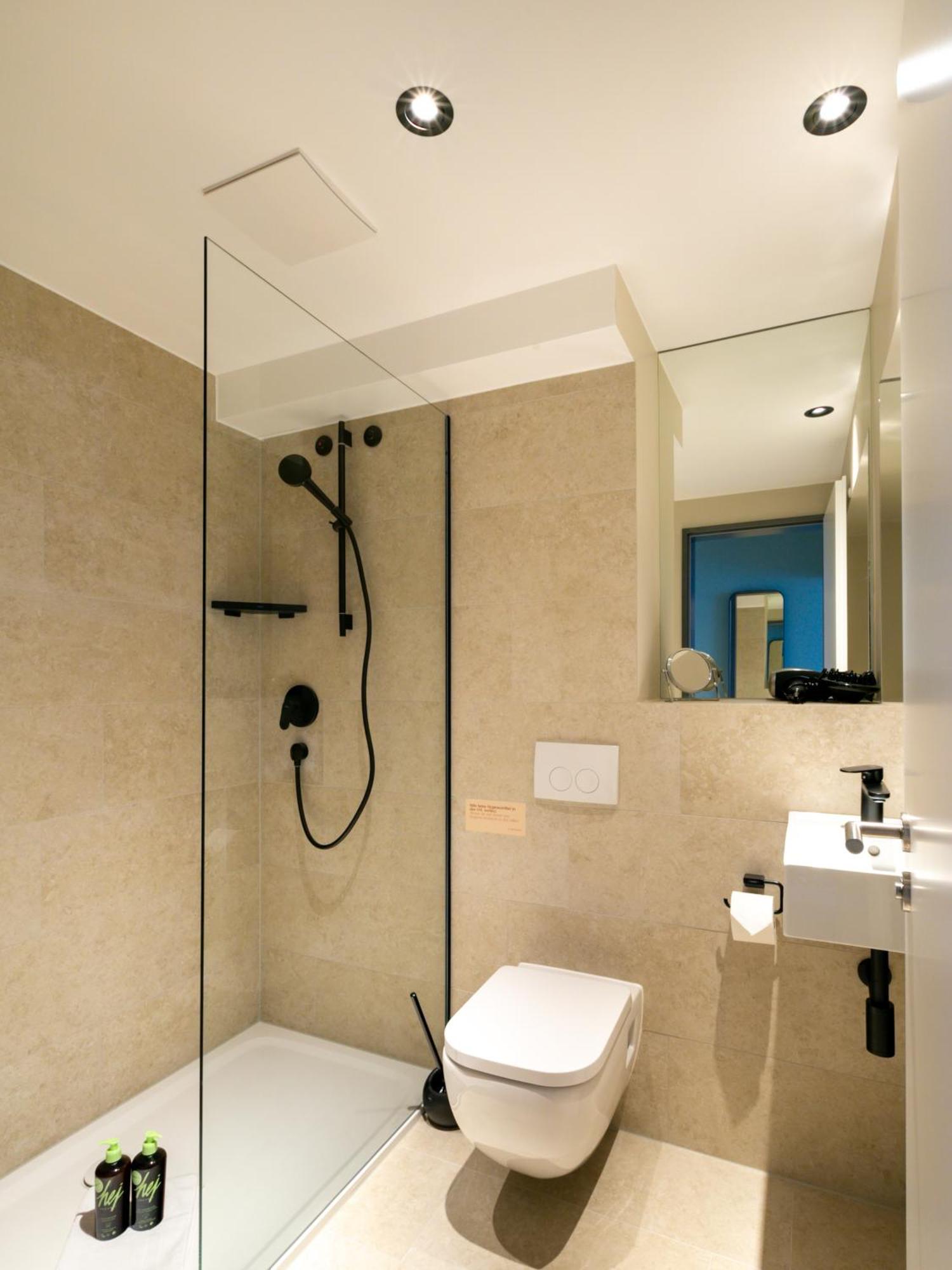 Limehome Saarbruecken Berliner Promenade Номер фото