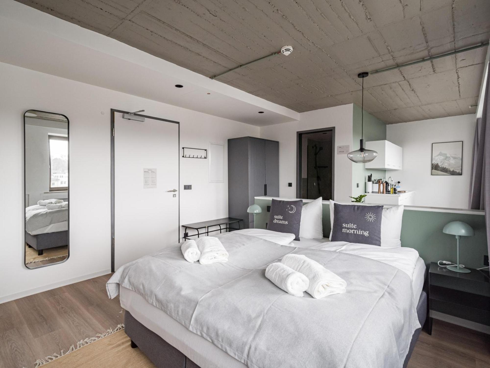 Limehome Saarbruecken Berliner Promenade Номер фото
